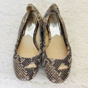 Michael Kors Beige/Gray/Black Snakeskin Flat Shoes size 8 M